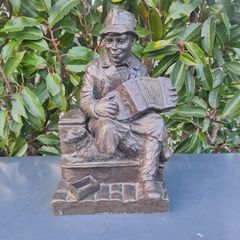 the busker figure