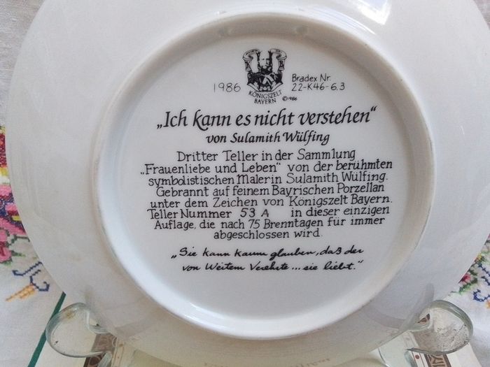 Sulamith Wulfing Vintage Display Plate