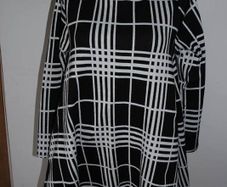 Flared Black& white lovely warm tunic size M/L UK10/12 EU38/40 Postage included