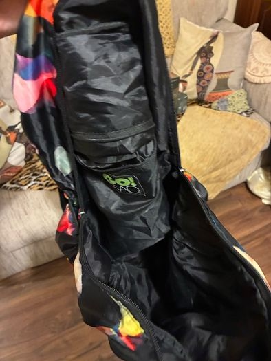 Several womens bags free for collection from Greystones