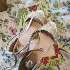 Bridal shoes