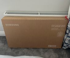 Samsung U8000F 43'
