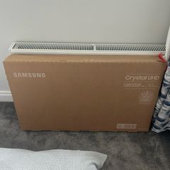Samsung U8000F 43'