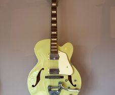 Ibanez Artcore AFS75T