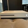 Xbox one S Image 2