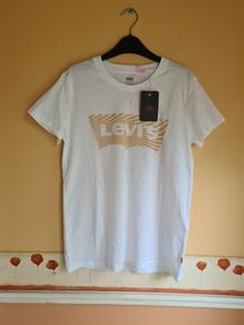 Womens Levis Logo White T Shirt Size Small Brand New Bnwt  Please Read Description