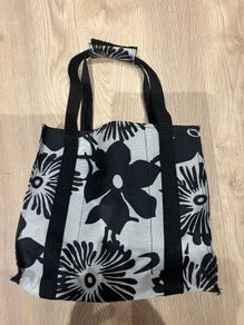 Wine Bag Carrier