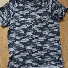 Summer T-shirts   Size M