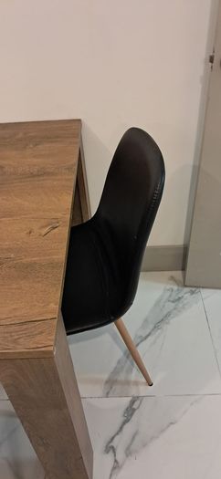dining table with 4 chairs