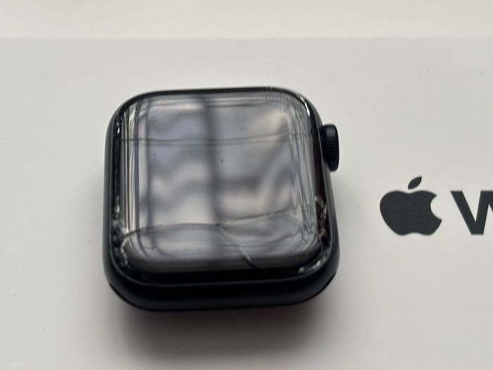 Apple iPhone 16e + Apple Watch SE 2025 GPS Bundle Fully Working Read Description