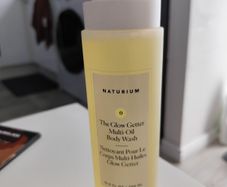 Naturium The Glow Getter Multi-Oil Body Wash 500ml