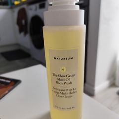 Naturium The Glow Getter Multi-Oil Body Wash 500ml