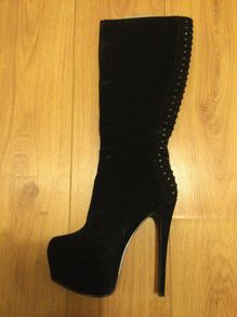 Tall boots Brand New in box Size 7