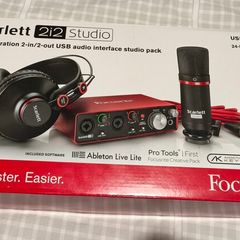 Focusrite Scarlett 2i2 Studio