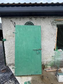 metal door