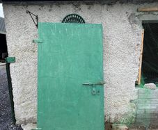 metal door
