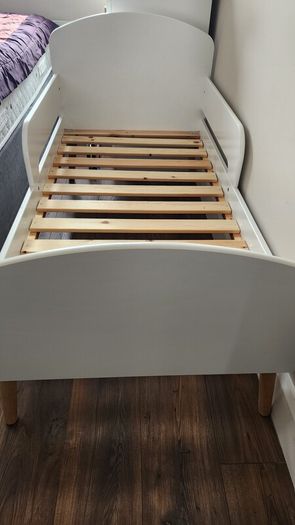 Child's bed