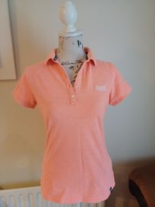 Size S Superdry Teeshirt
