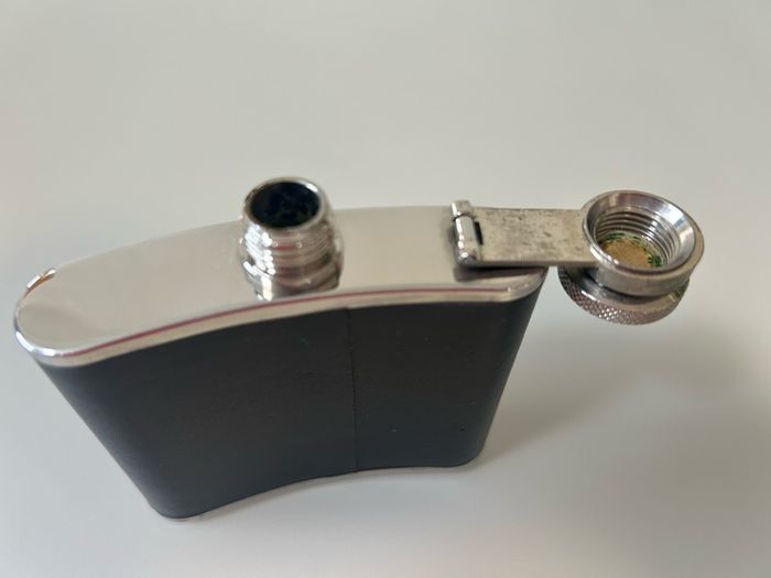 Peterson of Dublin Black Leather Hip Flask (Model 407) - Exterior Excellent / Interior Needs TLC