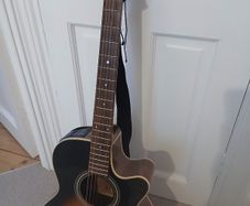 Takamine EG260C Acoustic Sunburst Reverb