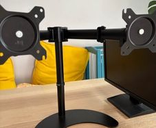 Acer monitor and duronic arm