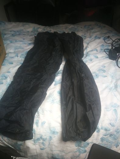 Waterproof leggings
