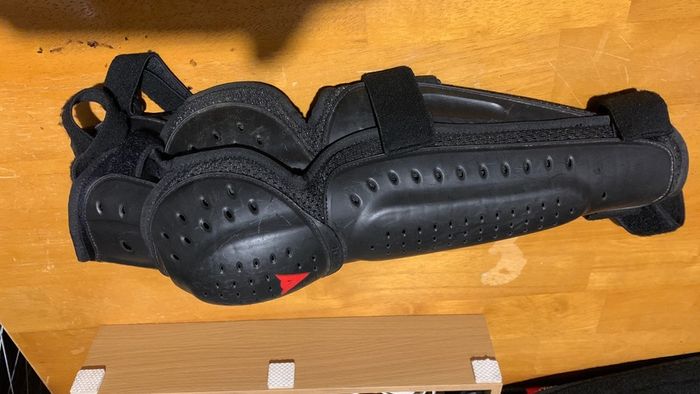 DAINESE Youth MTB/MX protectors
