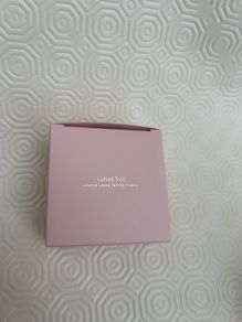 Sculpted by Aimee Velvet Veil Invisible Loose Setting Powder.
