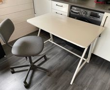 Sitting / Standing Desk