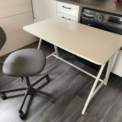 Sitting / Standing Desk