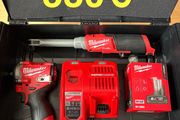 Milwaukee. Impact 3/8. Ratchet 3/8. Battery 2 ah M12 / Battery 6ah M12. Fast charger