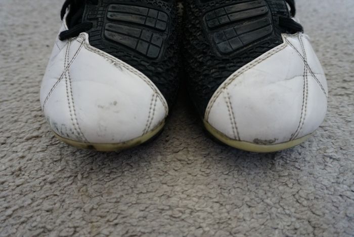 Football Boots Nike Total 90 Laser III White (2009) Size 9.5UK FG