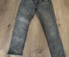 Maternity jeans