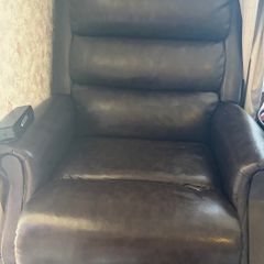 Recliner chair