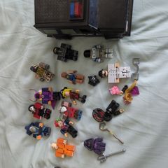 Roblox figures bundle