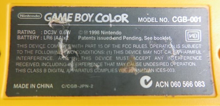 Nintendo Game Boy Color - Yellow , works well (for sale without the game)