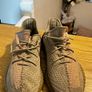 yeezy 350 v2 trainers Image 2