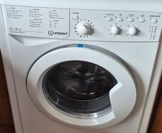 Washing machine Indesit