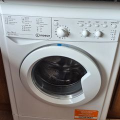 Washing machine Indesit