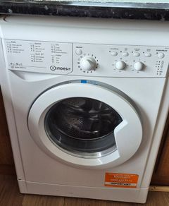 Washing machine Indesit
