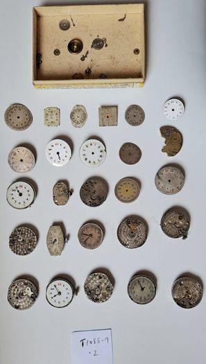 Lot of 26 x Wristwathes and Dials for Parts or Repair