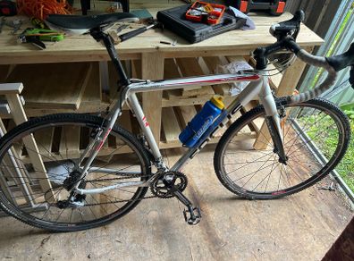 Focus Mares men's cyclocross bike