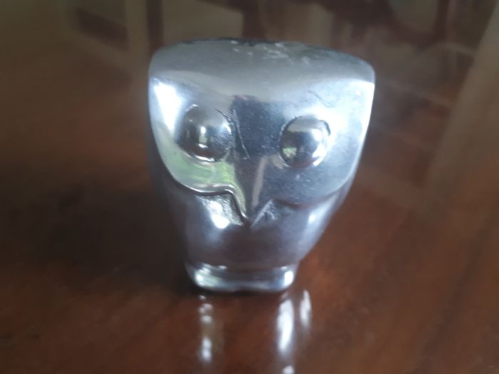 Owl paperweight