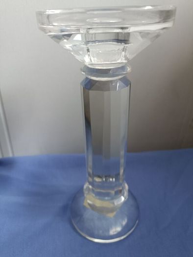 Crystal candle holder