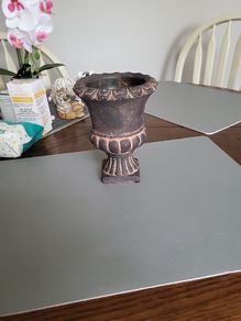 Medici type roman urn