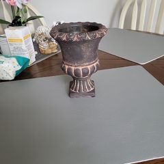 Medici type roman urn