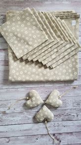Set of 6,8,10,12.. daisies napkins / matching decorative hearts