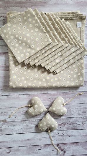 Set of 6,8,10,12.. daisies napkins / matching decorative hearts