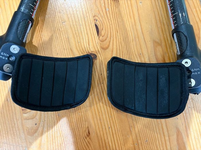 PRO Synop Carbon Clip-On Aero Bars - Full Carbon - 31.8mm