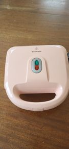 Waffle maker